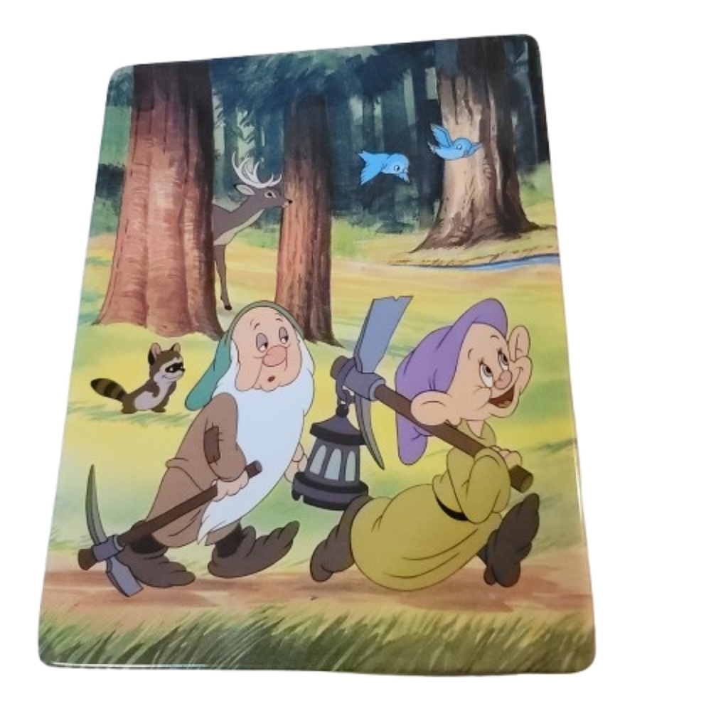 Disney's Snow White And Seven Dwarfs “With a Smiling Face” Collector’s Plate